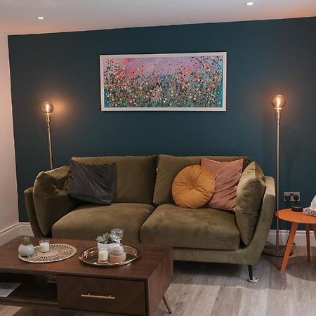 Apartment At 68 Saintfield Extérieur photo